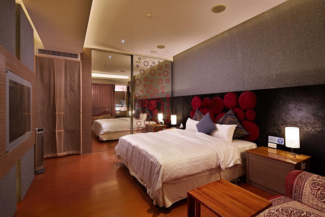 ปร้าก สปริง บูทิก โฮเต็ล Motel Liujia ภายนอก รูปภาพ