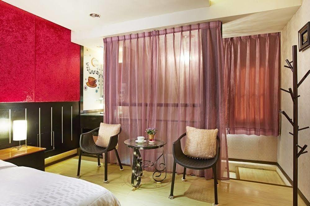 ปร้าก สปริง บูทิก โฮเต็ล Motel Liujia ภายนอก รูปภาพ