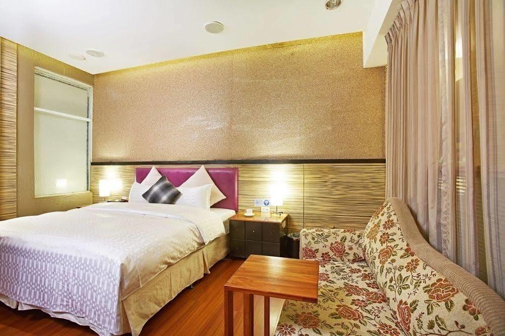 ปร้าก สปริง บูทิก โฮเต็ล Motel Liujia ภายนอก รูปภาพ