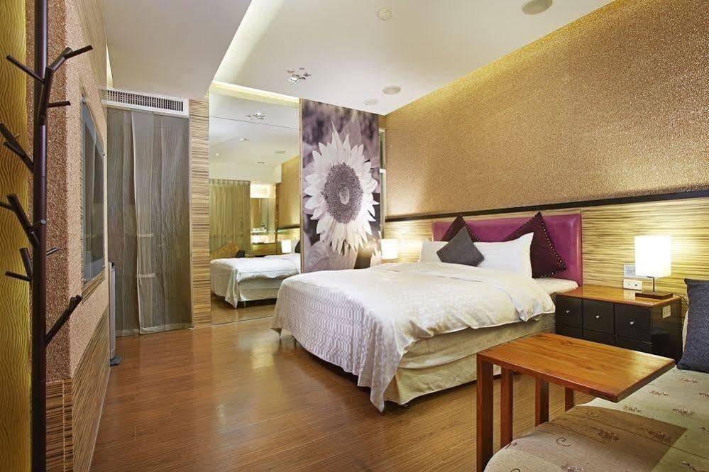 ปร้าก สปริง บูทิก โฮเต็ล Motel Liujia ภายนอก รูปภาพ